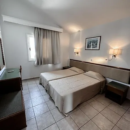 Panas Aparthotel