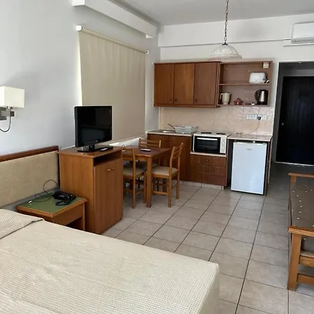 Panas Aparthotel *